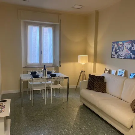 Apartment Art House Lucca